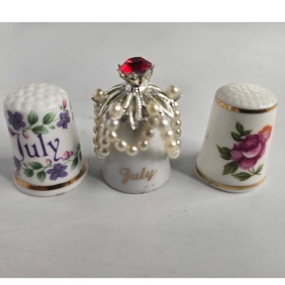 Vintage July Birthday Thimbles Porcelain Floral Red Jeweled Embellished‎ Set